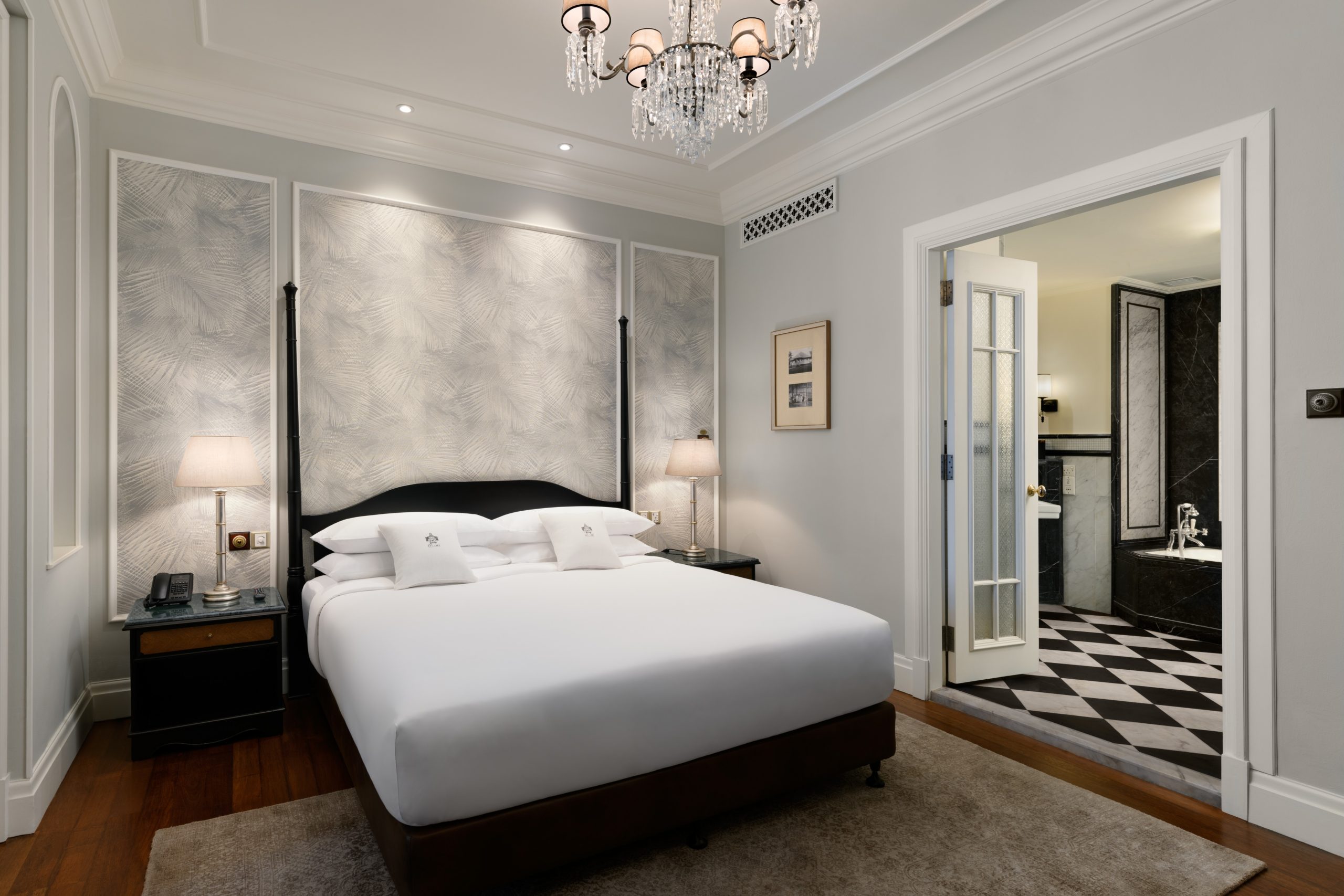 Eastern and Oriental Hotel, Deluxe Suite bedroom, official photograph